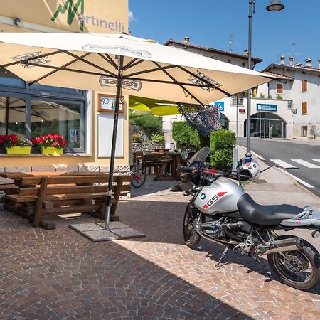 Hotel Martinelli Ronzo-Chienis Esterno foto