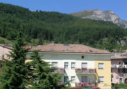 Hotel Martinelli Ronzo-Chienis Esterno foto